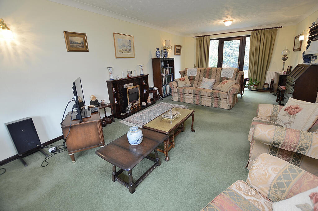 House in East Lindsey, Woodhall Spa - View 4