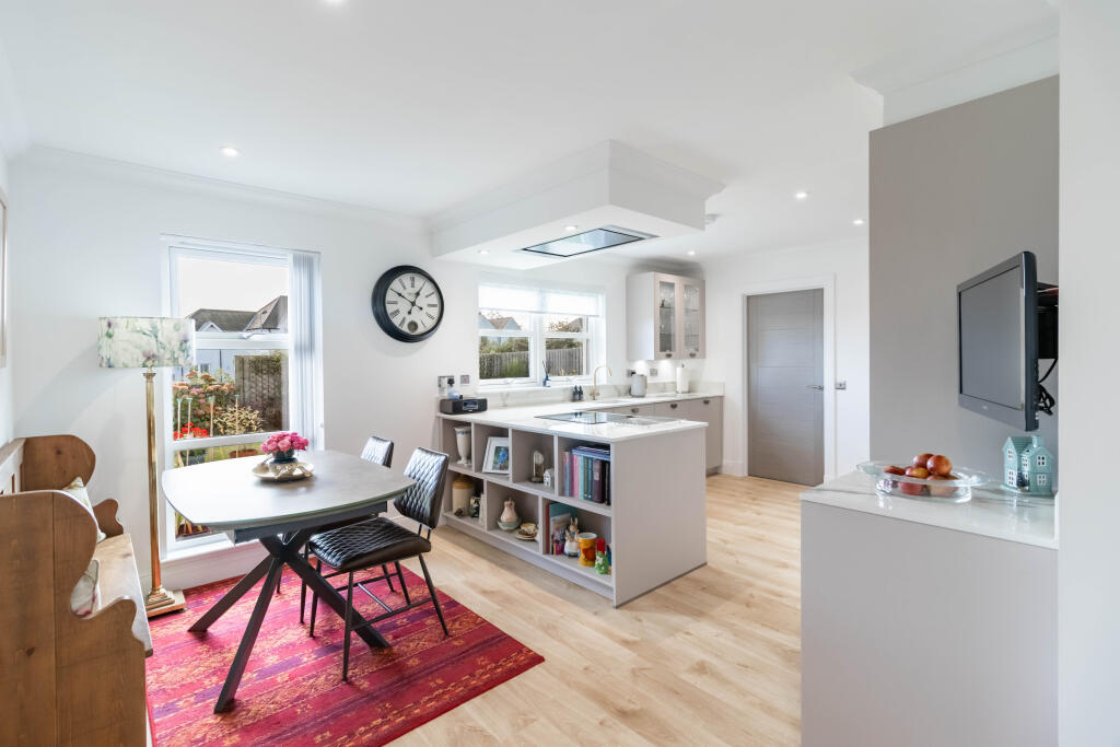 House in Dundee - View 5