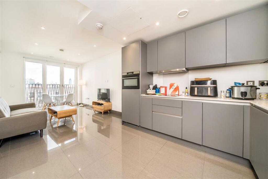 Apartment in London - View 2