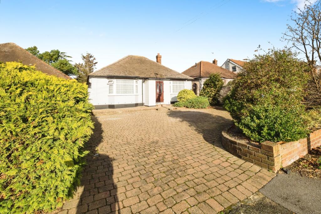 Main image of property: Purfleet Road, Aveley, South Ockendon, Essex, RM15