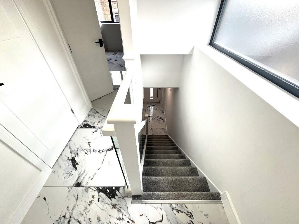 2 bedroom house for rent