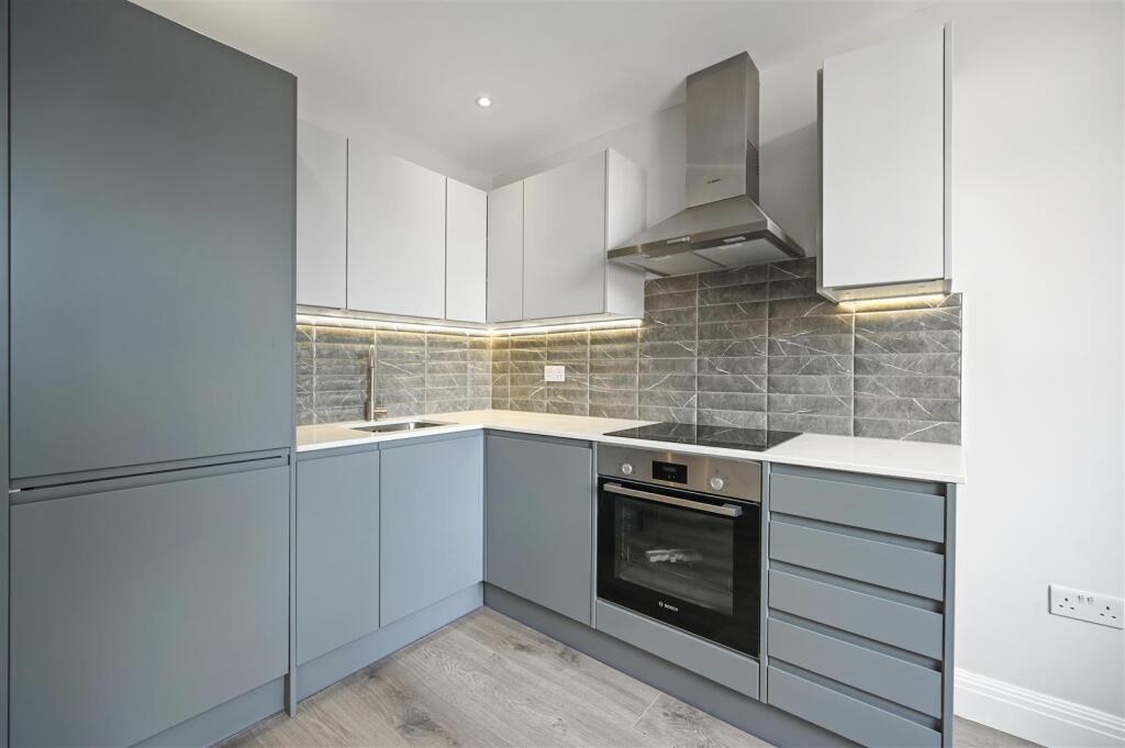 House in London, Upton Park - View 3