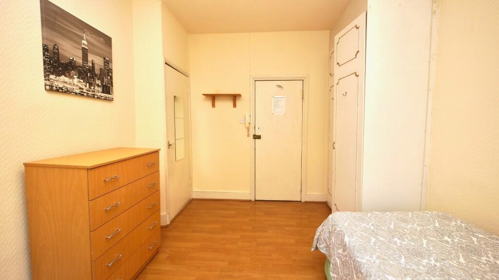 1 bedroom house of multiple occupation for rent