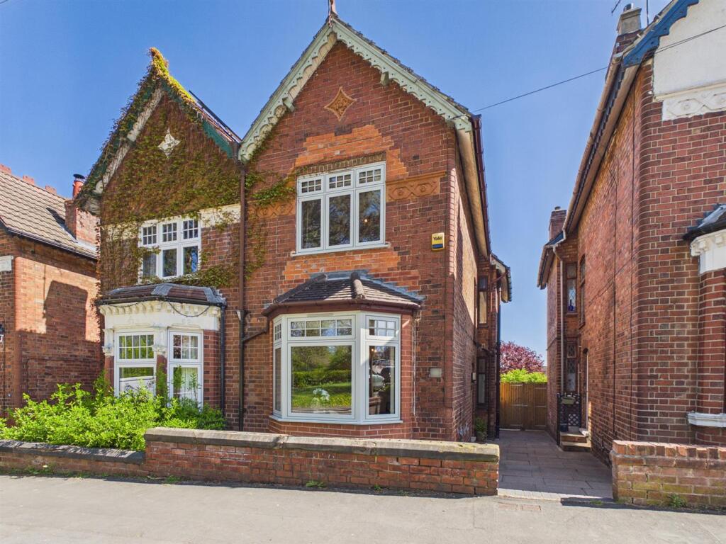 Main image of property: Bristol Road, Ilkeston