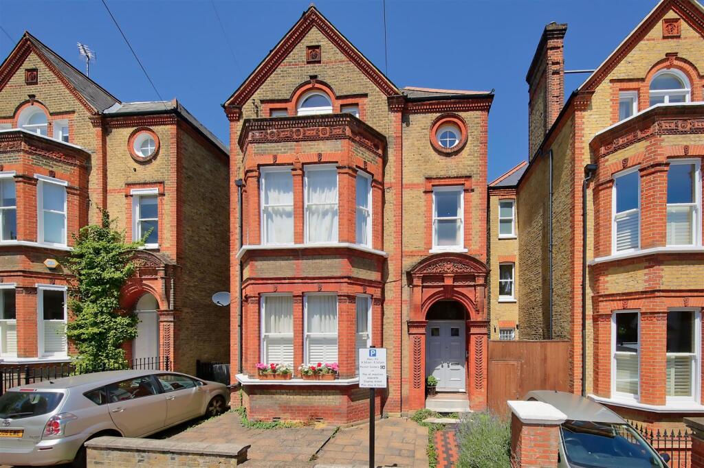 Main image of property: Thurleigh Road, London