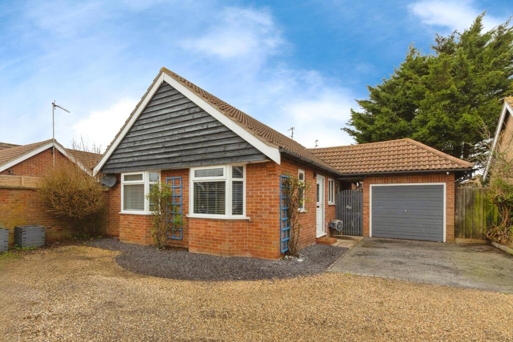 Main image of property: Camellia Avenue, Clacton-on-Sea, Essex, CO16