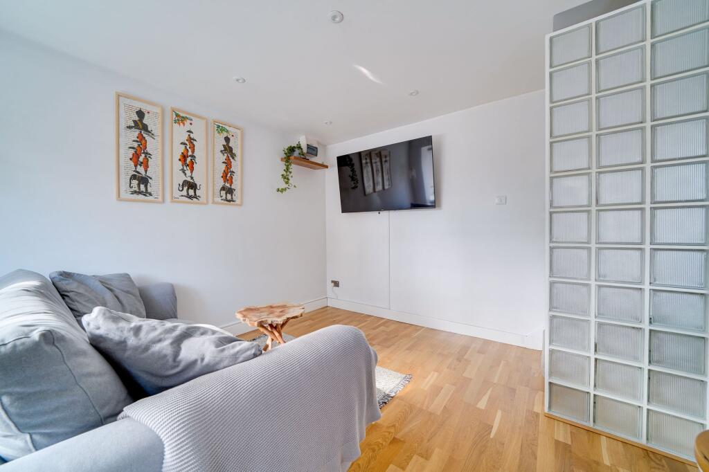 Morland Way, St. Ives, PE27 - View 3