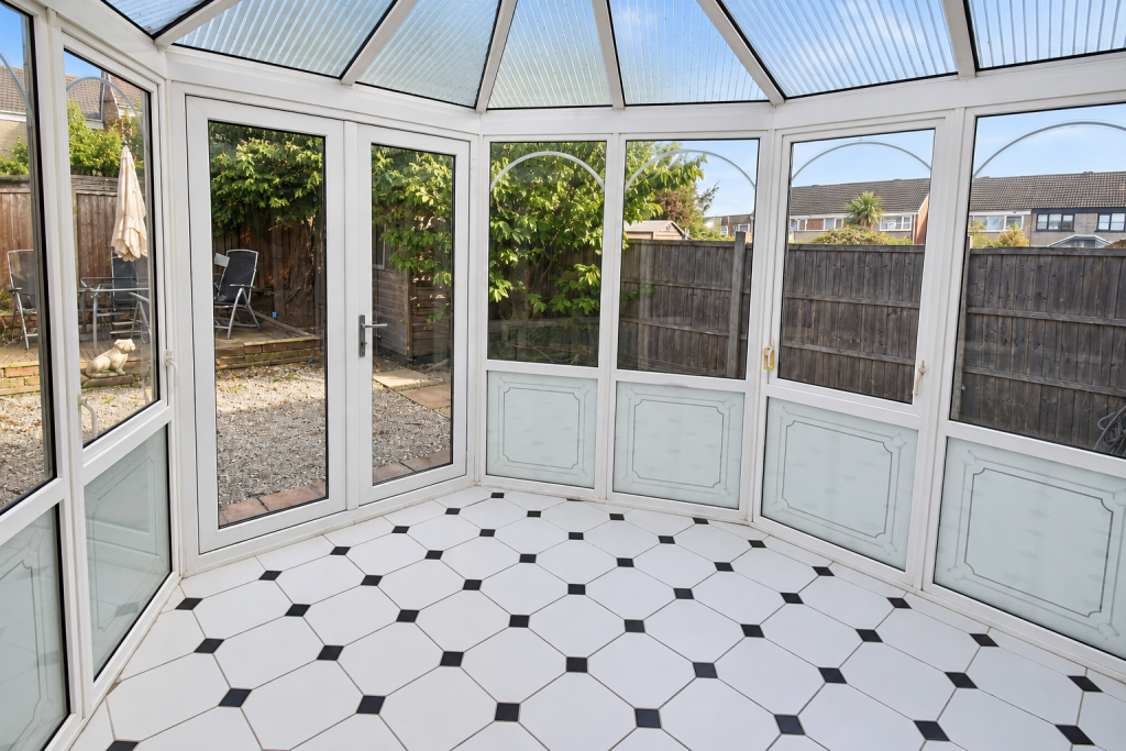 House in Widnes, Halton - View 4