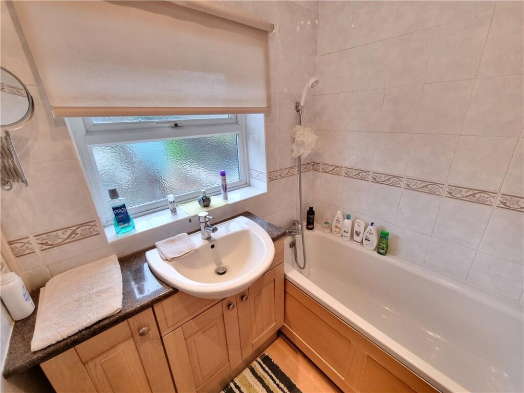 House in London, Scadbury, Chislehurst - View 5
