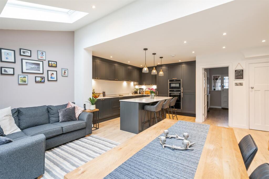 Kingswood Close, Lapworth, Solihull photo 4