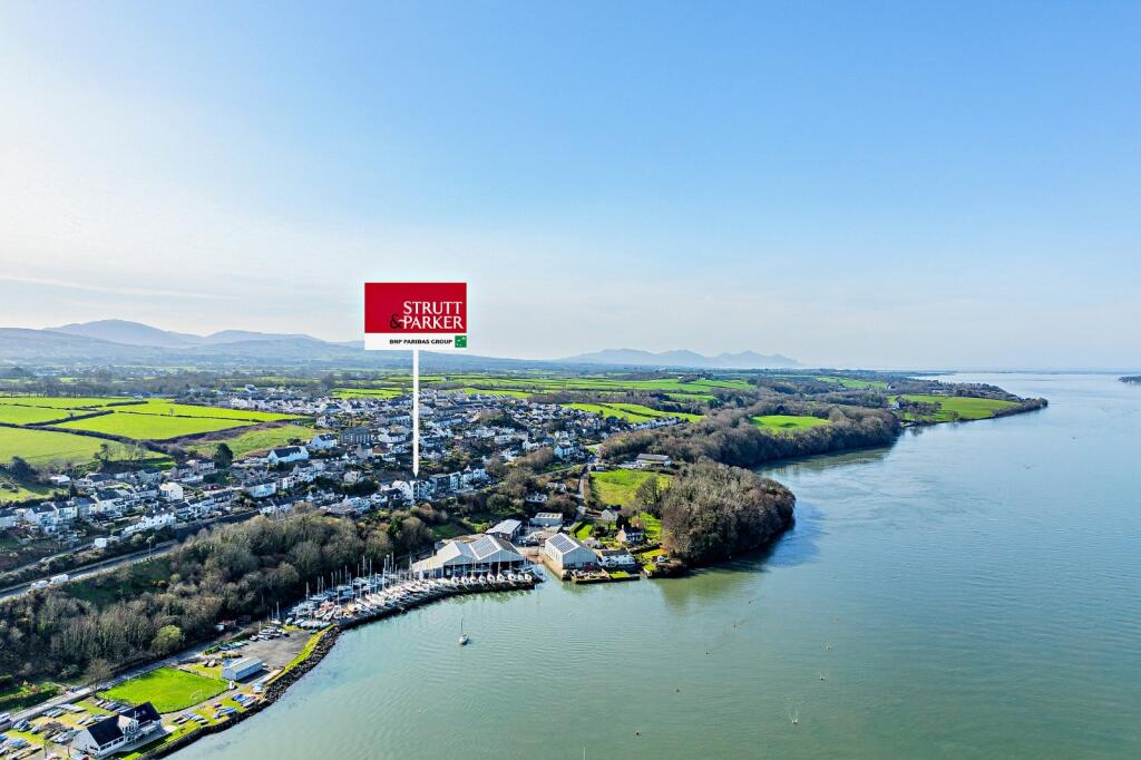 Main image of property: Caernarfon Road, Y Felinheli, Gwynedd