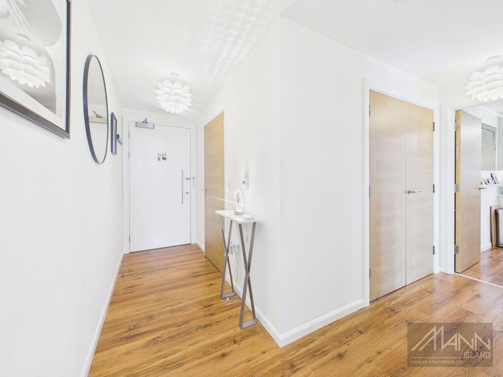 Apartment in Liverpool - More
