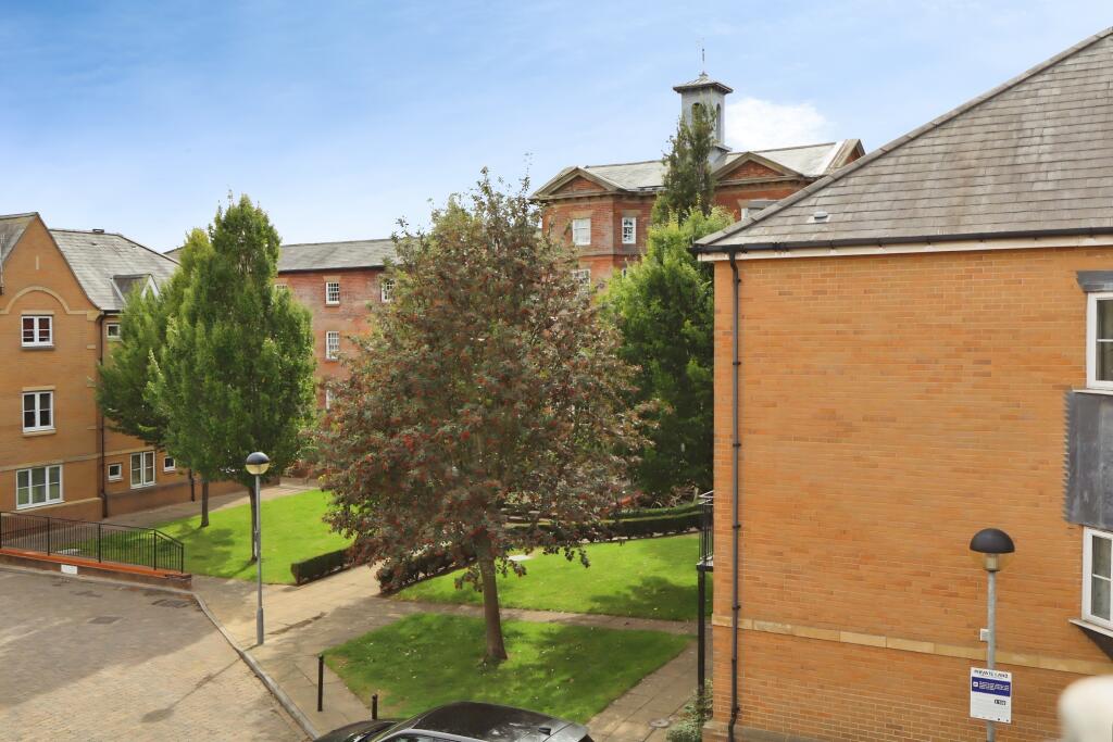 House in Sheffield - View 4