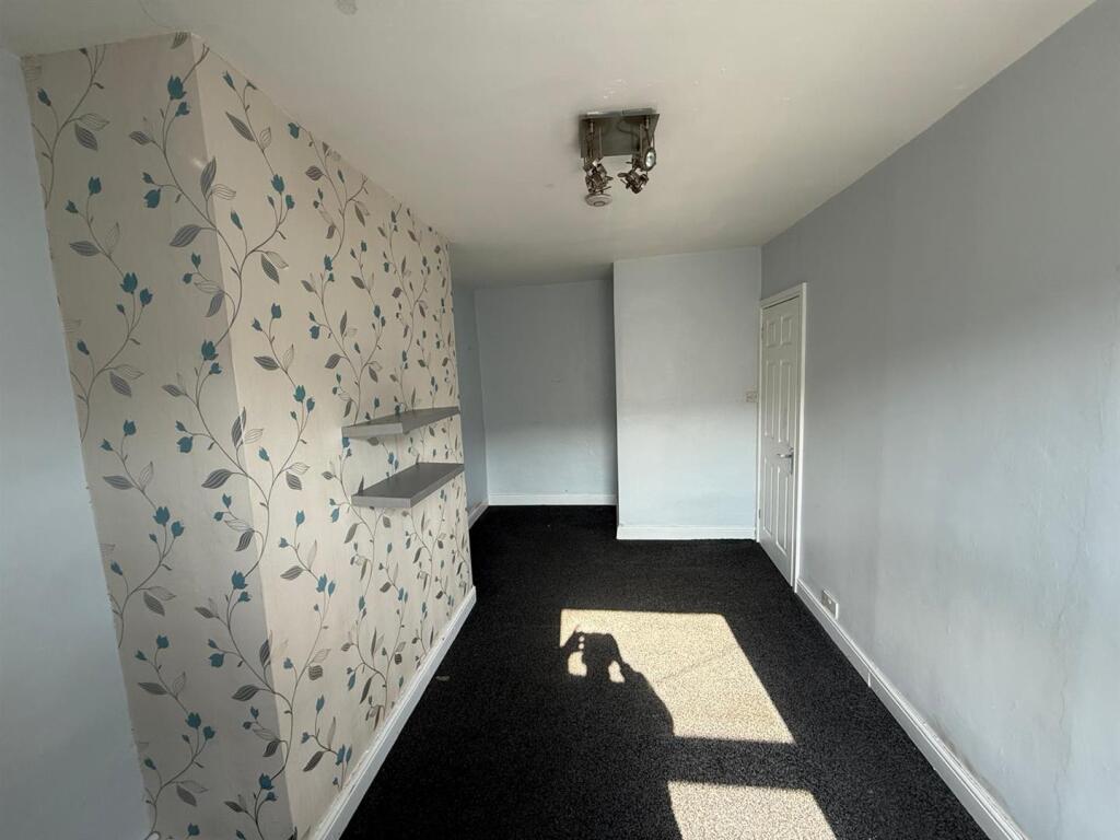 Additional image 6 of Junction Row, Bradford