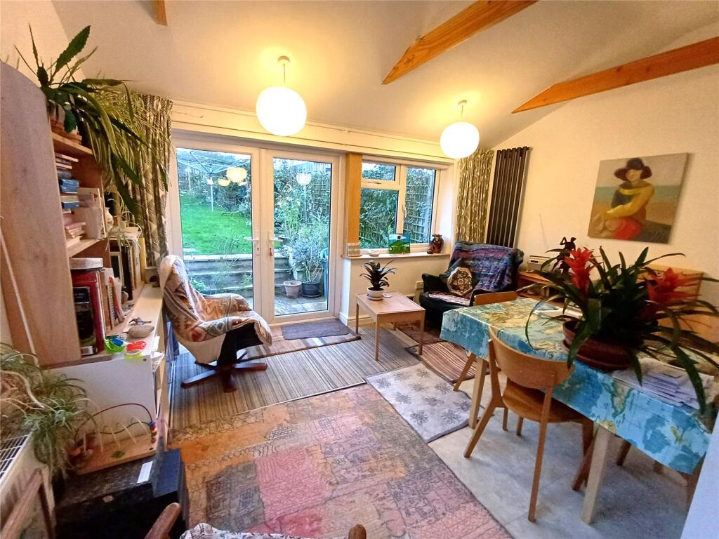 Pine View, Bridport, Dorset, DT6 photo 3