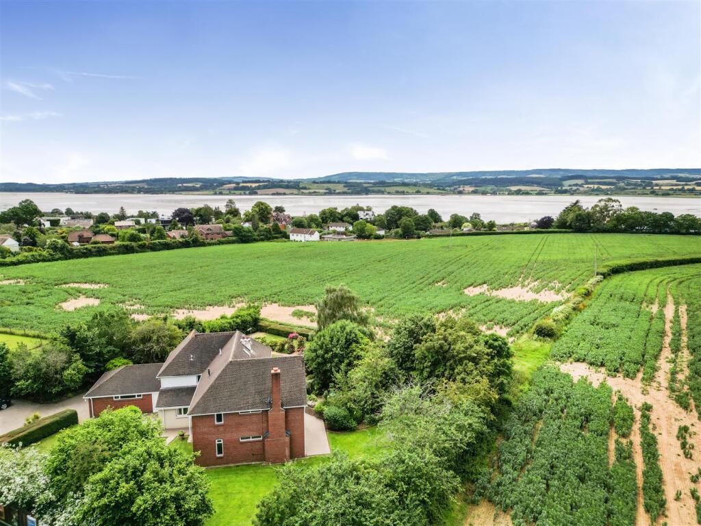 4-bed detached on Exmouth Road, Exton, Exeter, £950,000