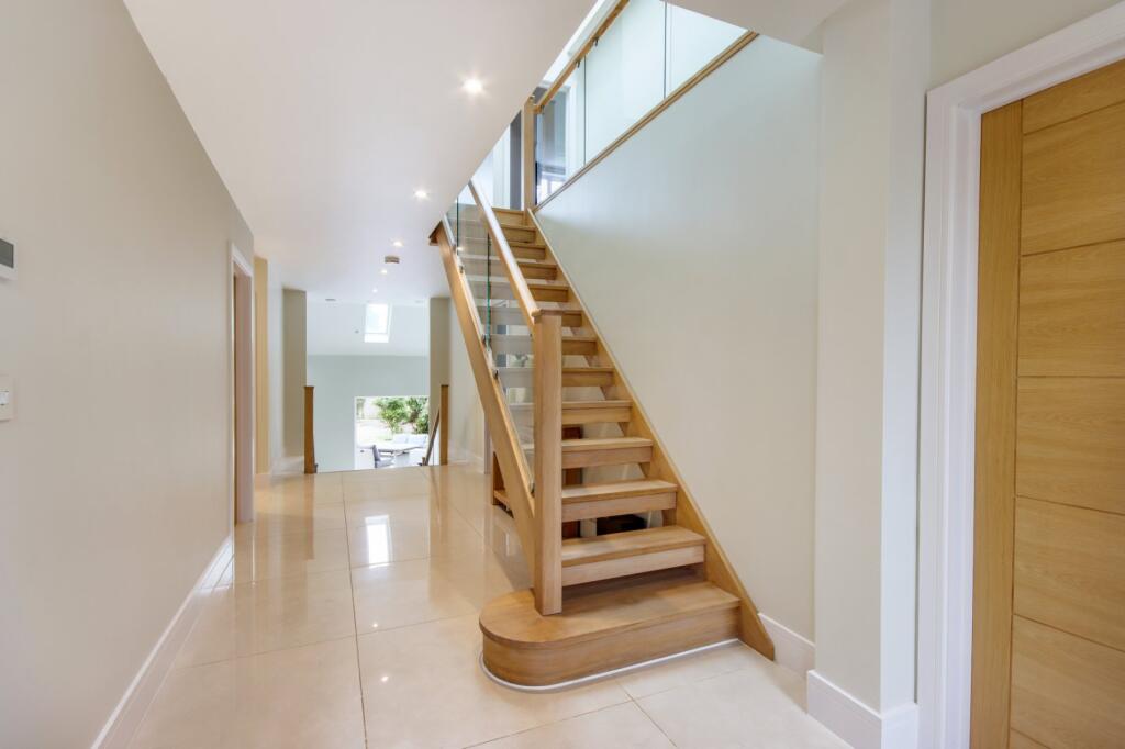 House in Tonbridge - More