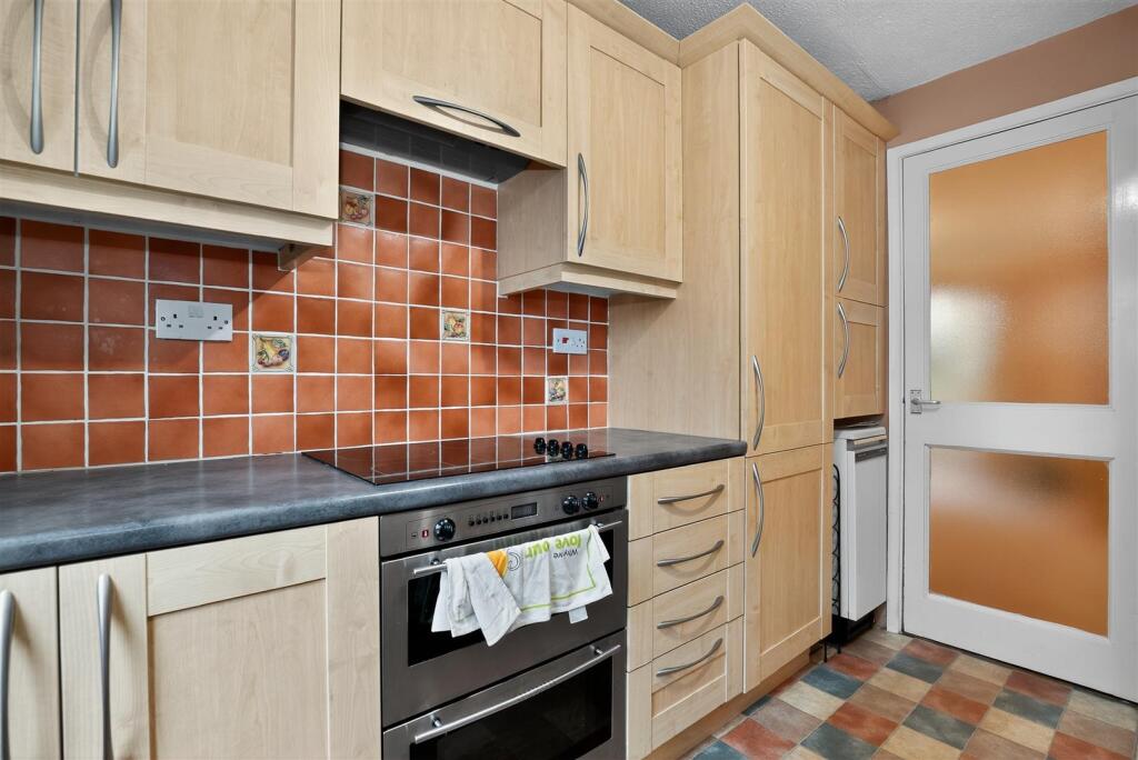 House in Reading - More