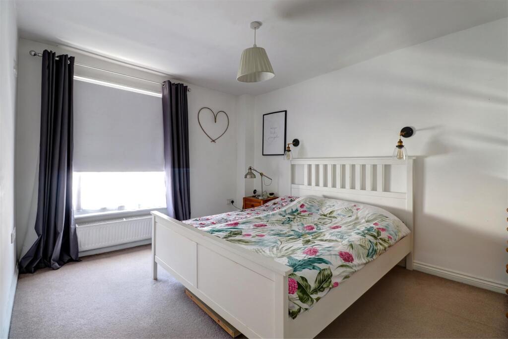 House in Romsey, Tadburn - More