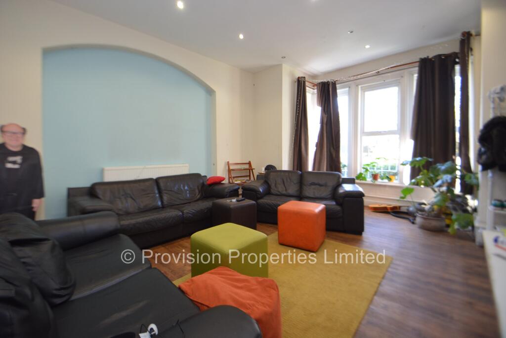 House in Leeds - View 3