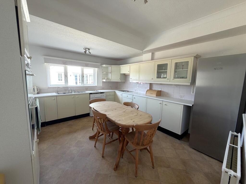 House in Braintree, Great Bardfield - More