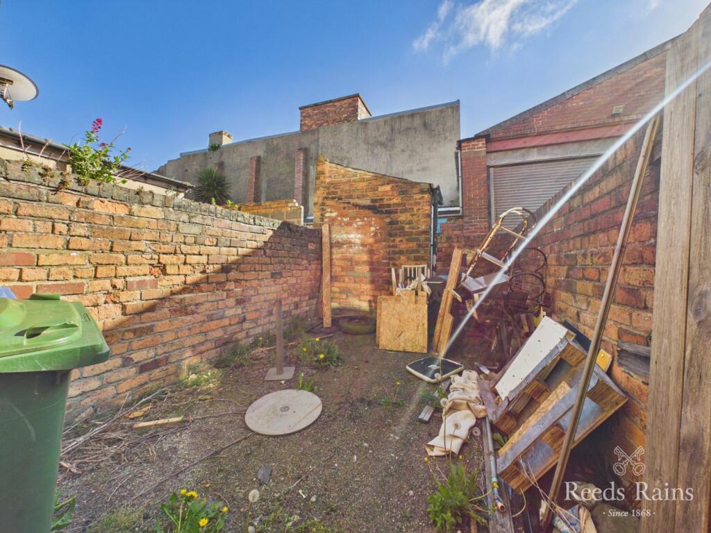 House in Scarborough, North Yorkshire - More