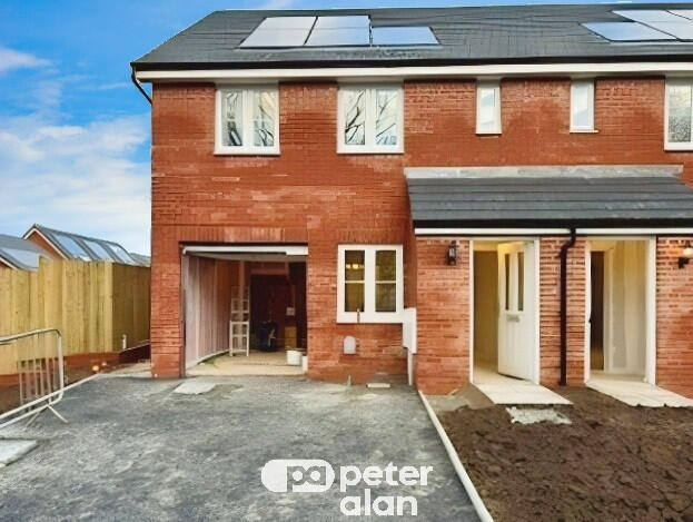 Main image of property: Heol Y Wenynen, Llanilid, PONTYCLUN