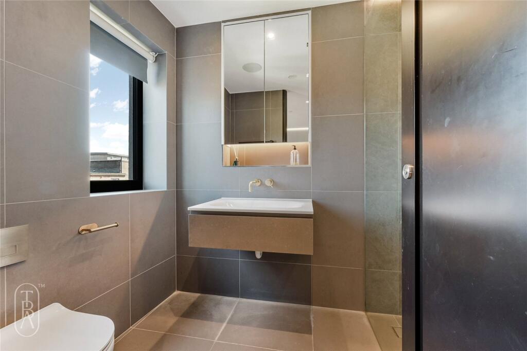 3 bedroom penthouse for rent