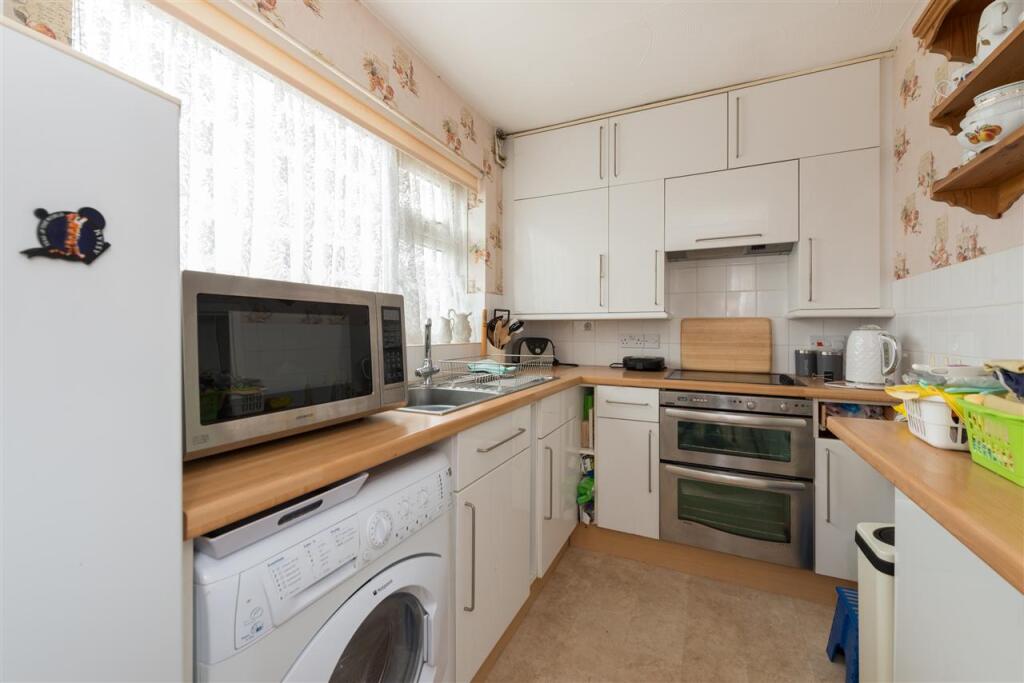 House in Canterbury, Sturry - View 4