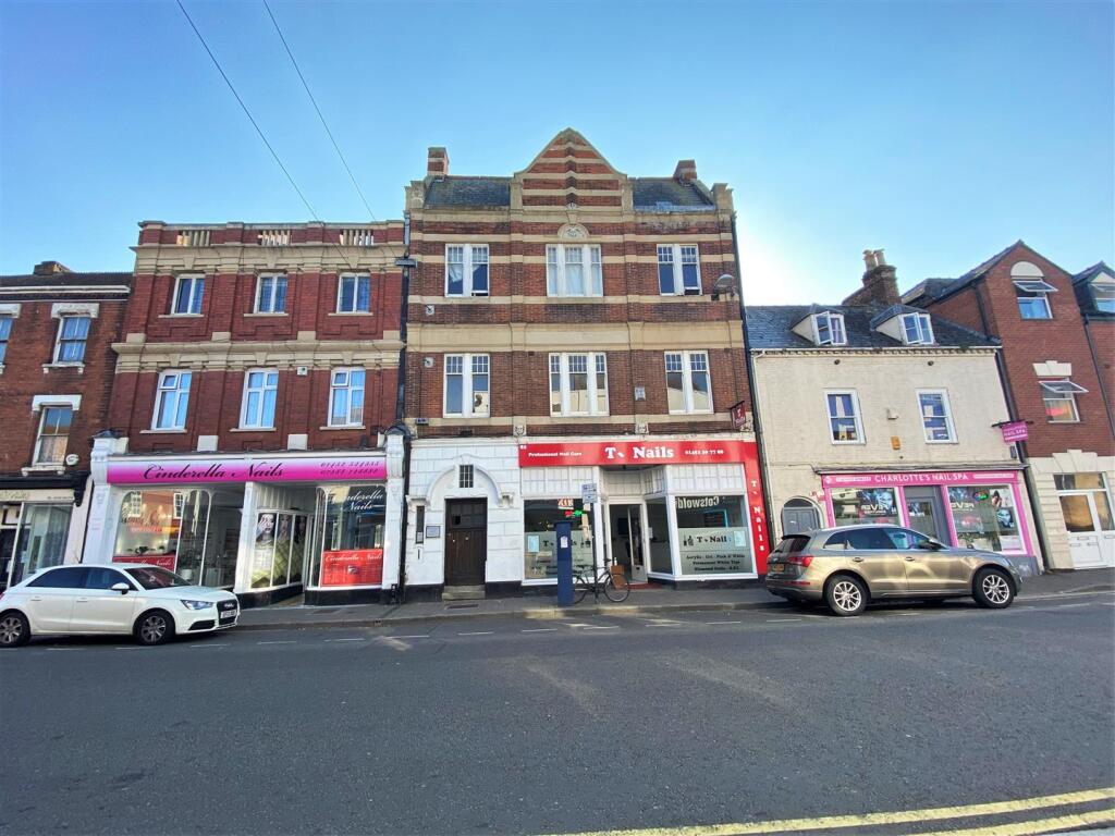 1-bed flat on Suffolk House, Eastgate Street, Gloucester, £77,500