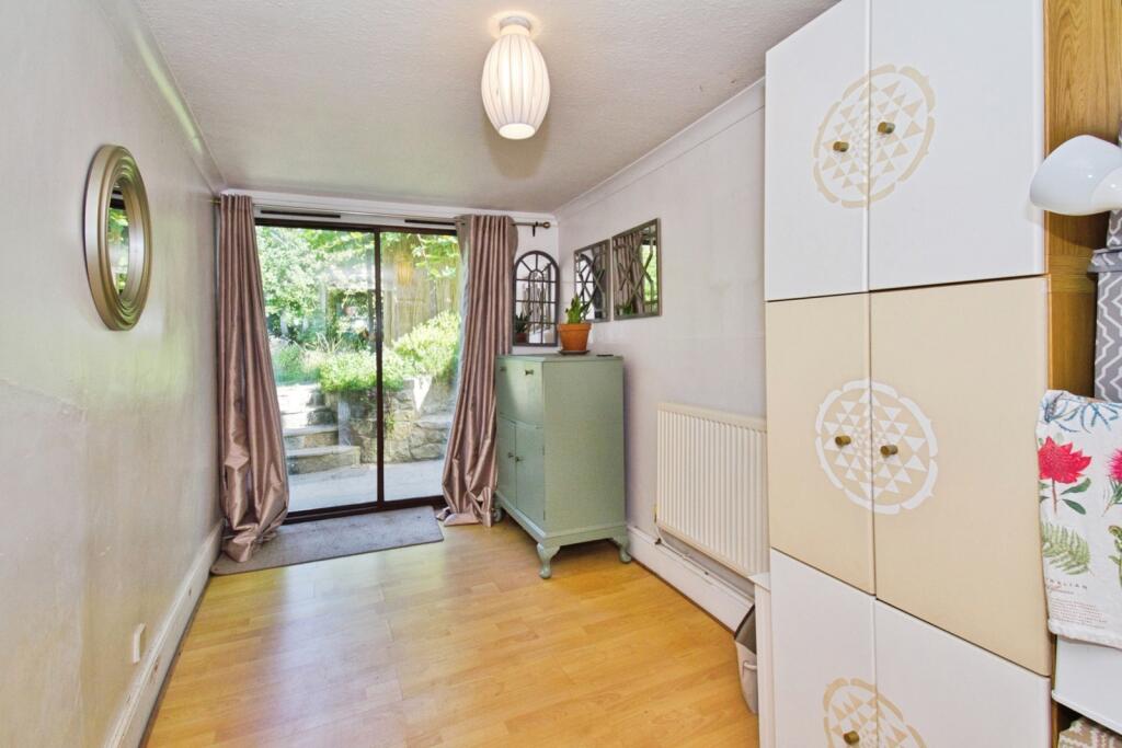 House in Bath - View 4