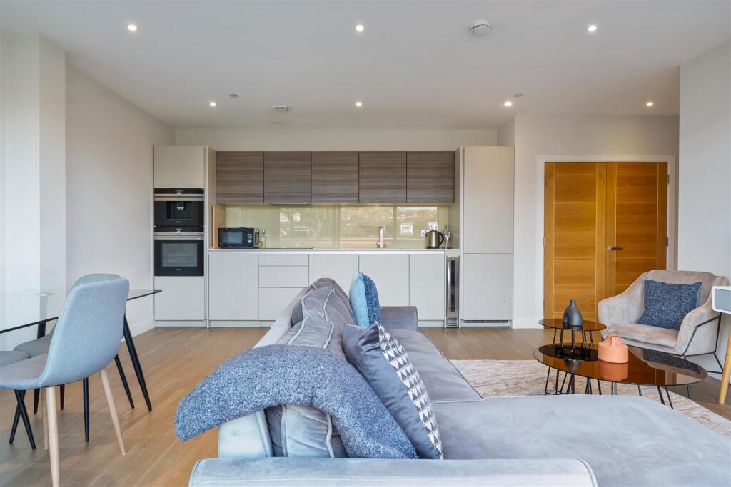 3 bedroom apartment for rent