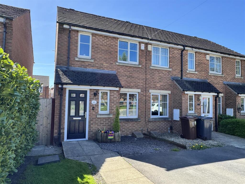 Main image of property: Reevy Road, Bradford, BD6 3PU