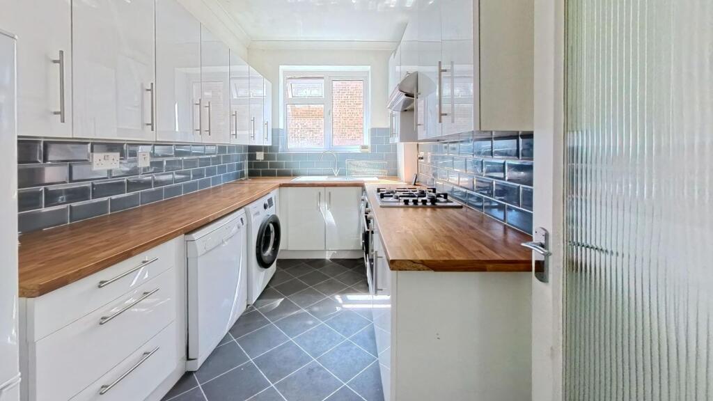 Main image of property: Picardy Road, Belvedere, DA17