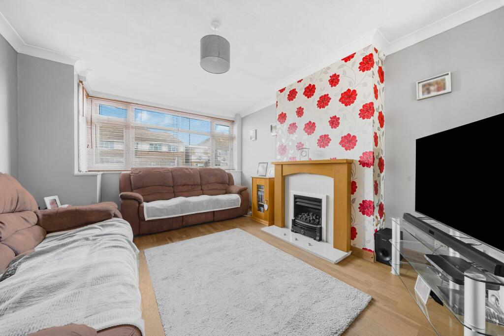 House in Spelthorne, Surrey - View 5