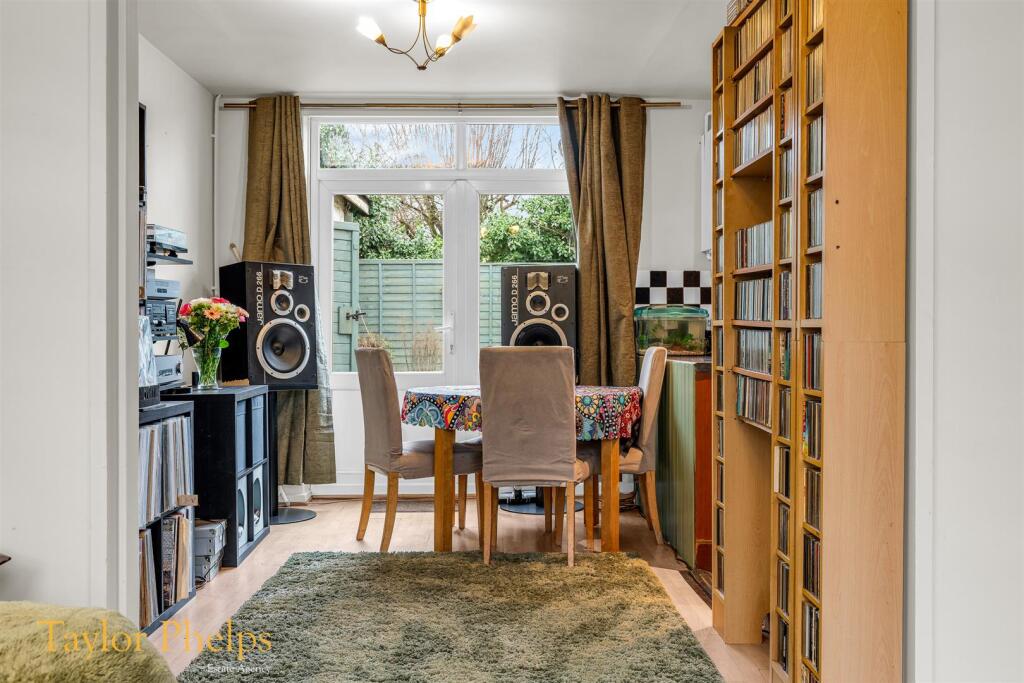 House in Stevenage - View 5