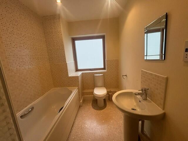 Apartment in Portishead, North Somerset - View 5