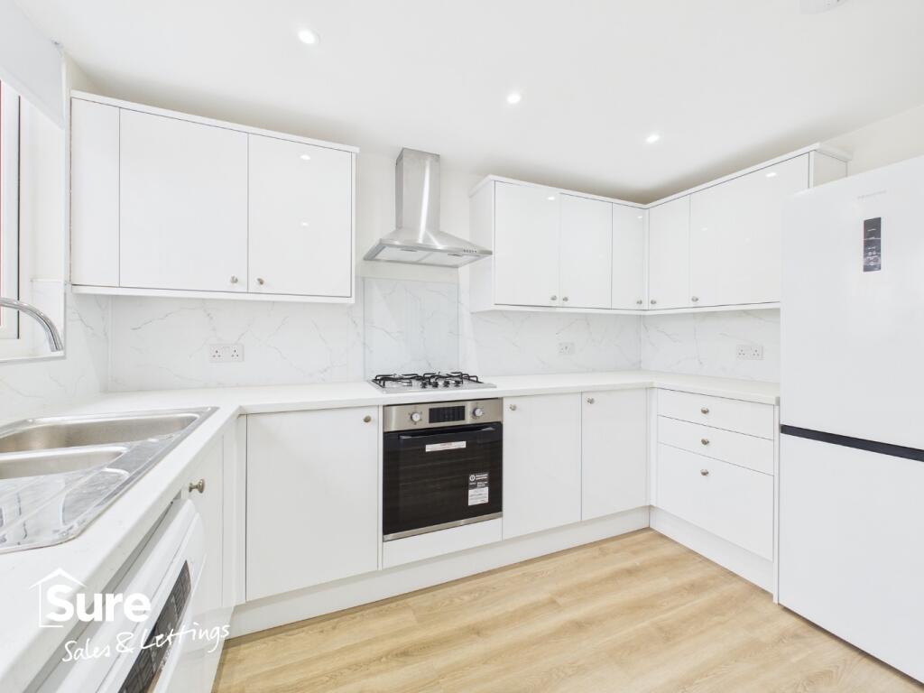 Main image of property: Runcorn Crescent, Hemel Hempstead, Hertfordshire, HP2 6DG