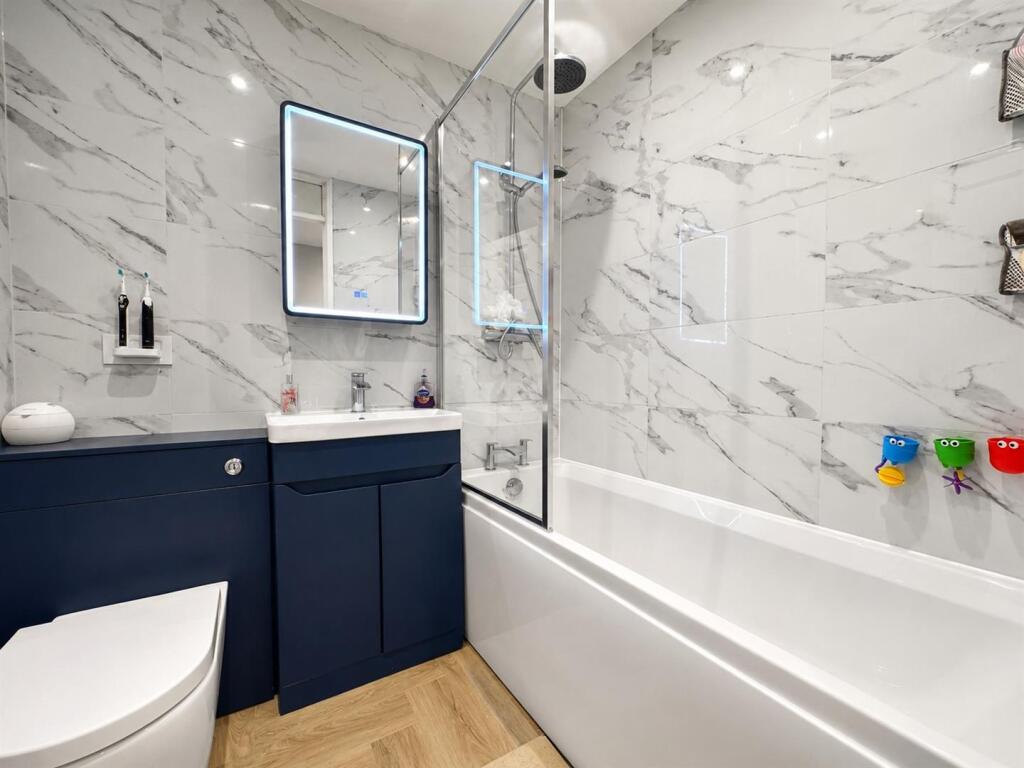 House in Stevenage - View 5
