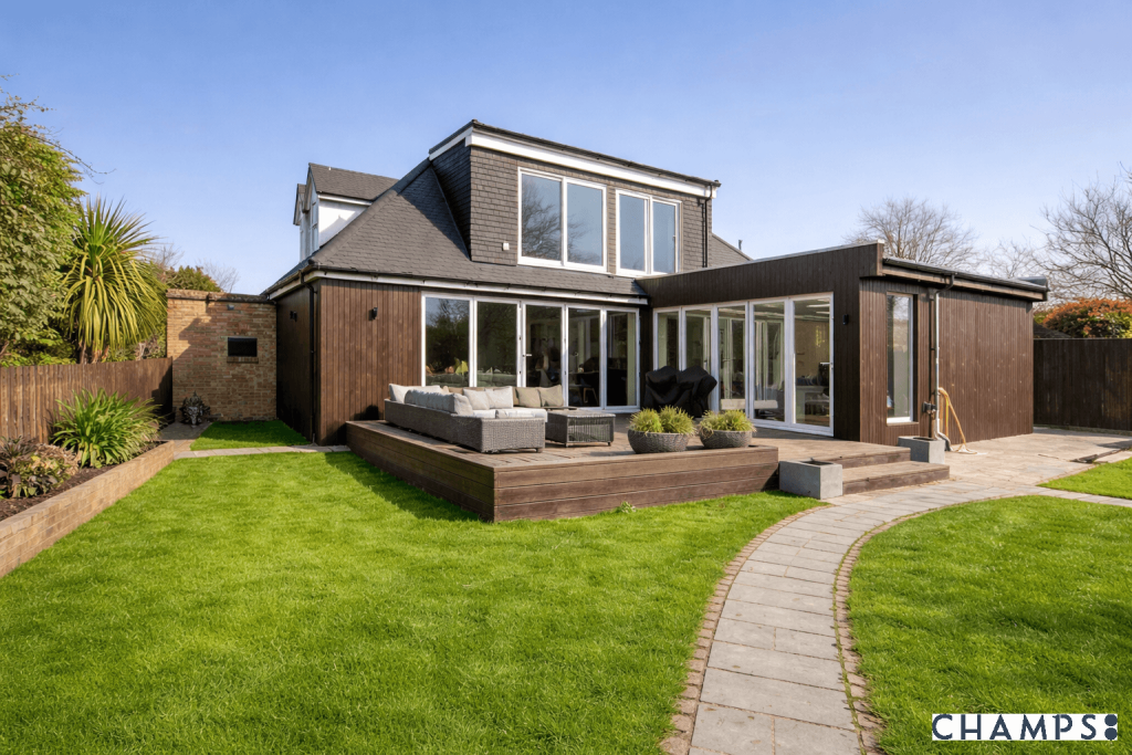 Main image of property: Tadmor Close, Sunbury-On-Thames, TW16 6DQ