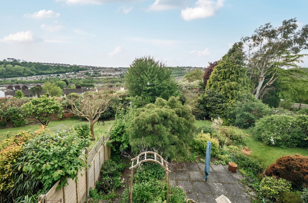 House in Plymouth - View 4