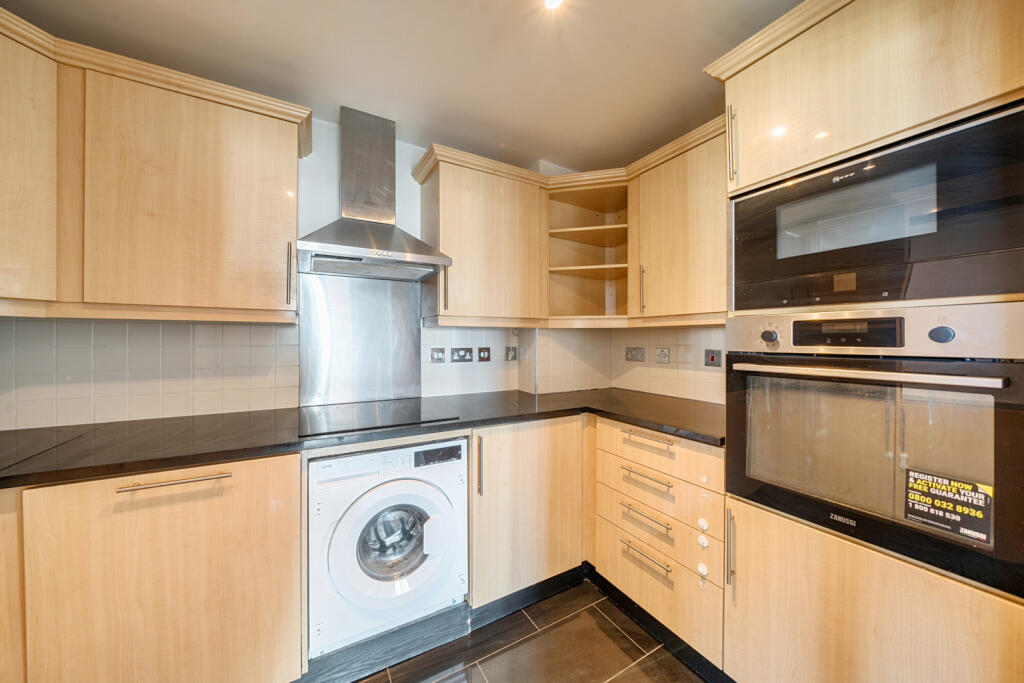 Apartment in London - View 5