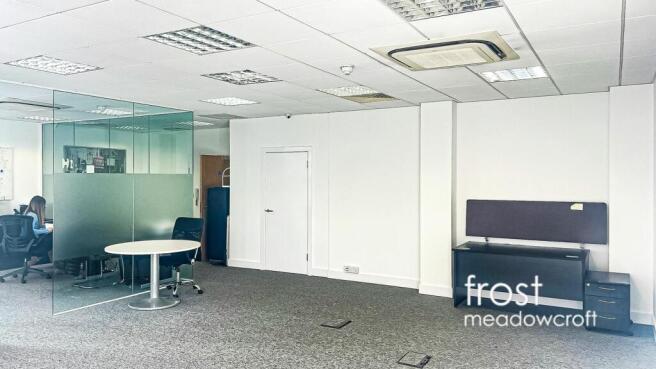 U5 2 Station Court Townmead Rd SW6 office 1.jpg