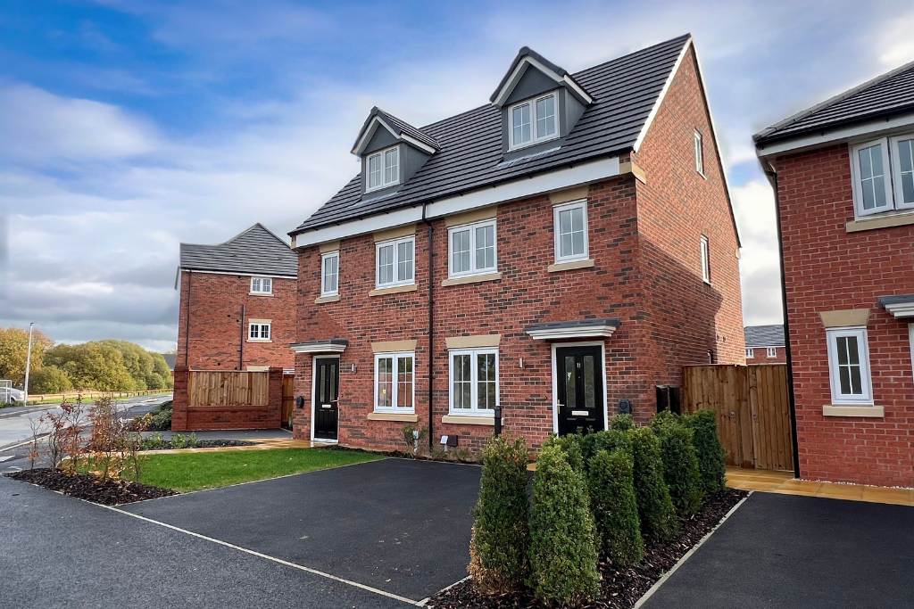 Main image of property: Lunts Heath, Widnes, Cheshire, WA8