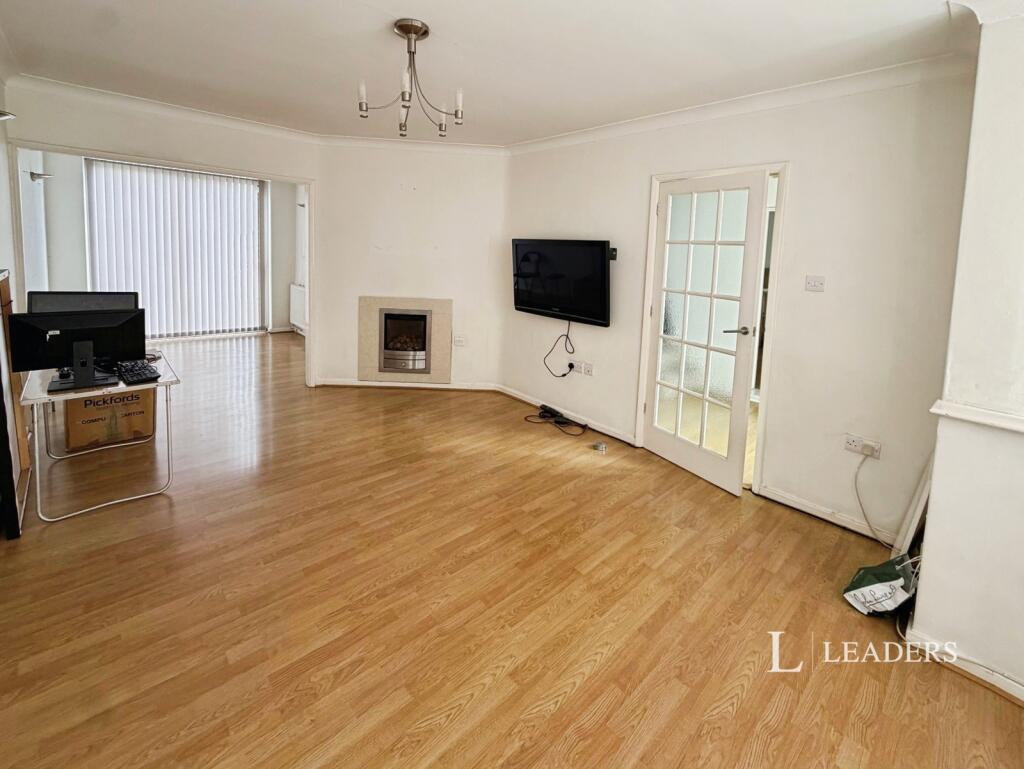 House in Charnwood, Birstall - View 4