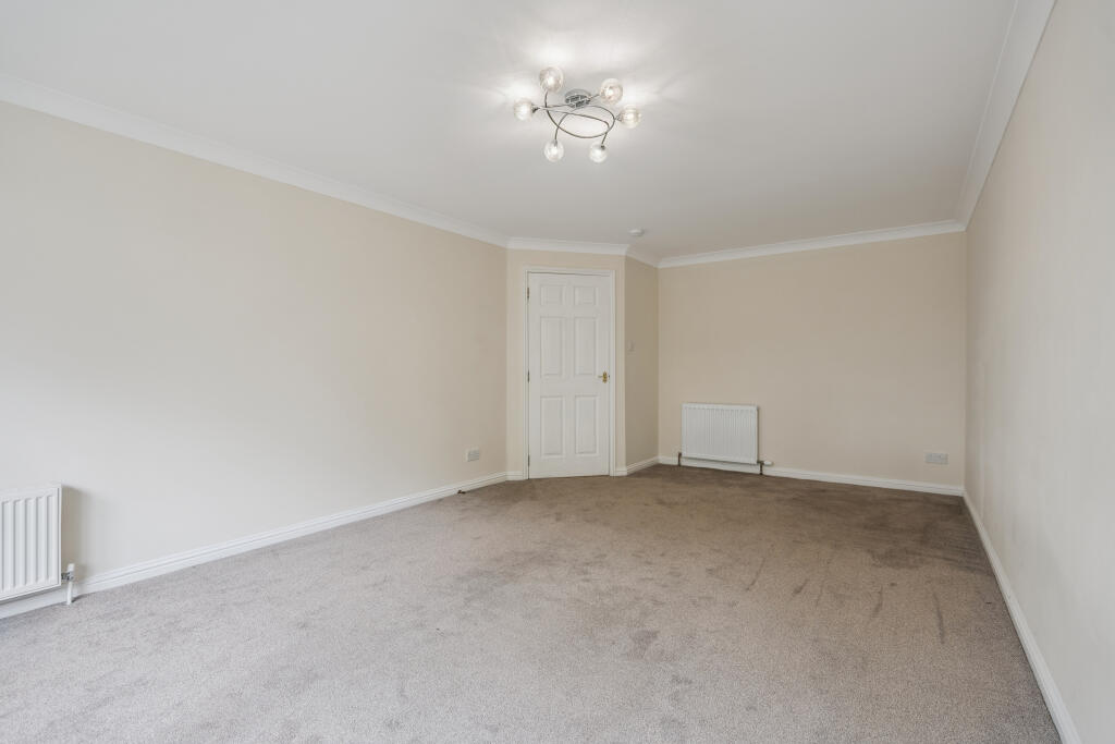 Apartment in Falkirk - View 3