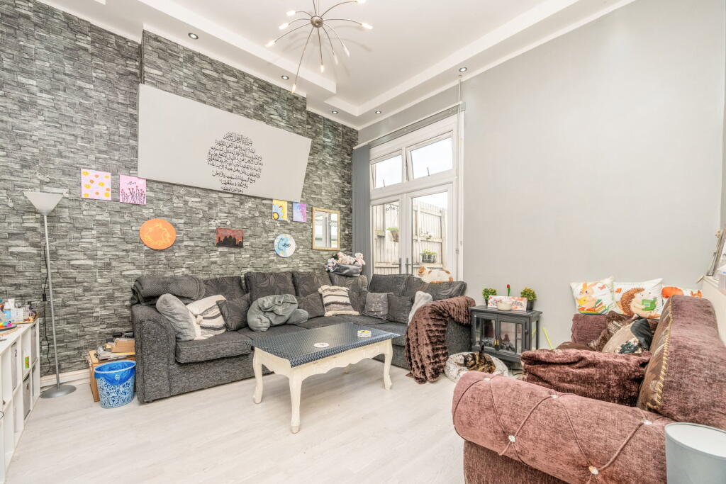 House in Birmingham, West Midlands - View 4