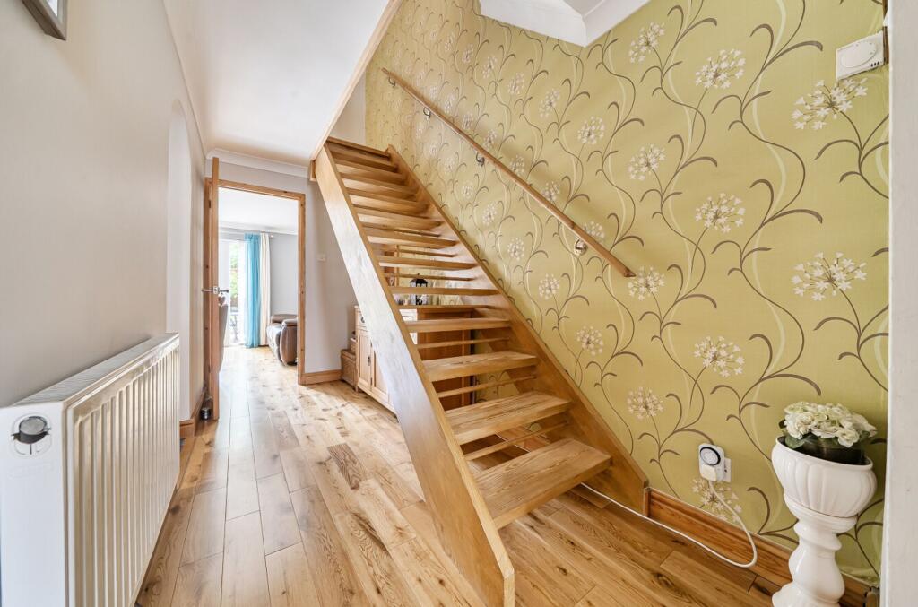 House in Ipswich - View 5