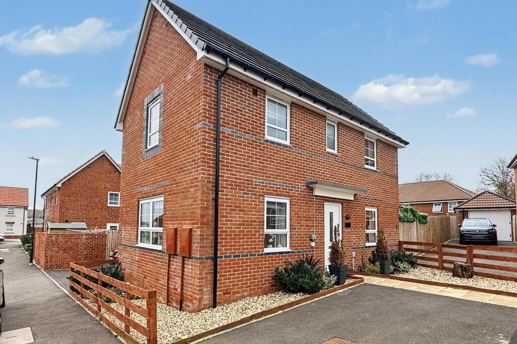 Main image of property: Osprey Place, Newent
