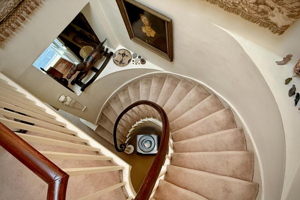 House in London, Denmark Hill, Camberwell - More